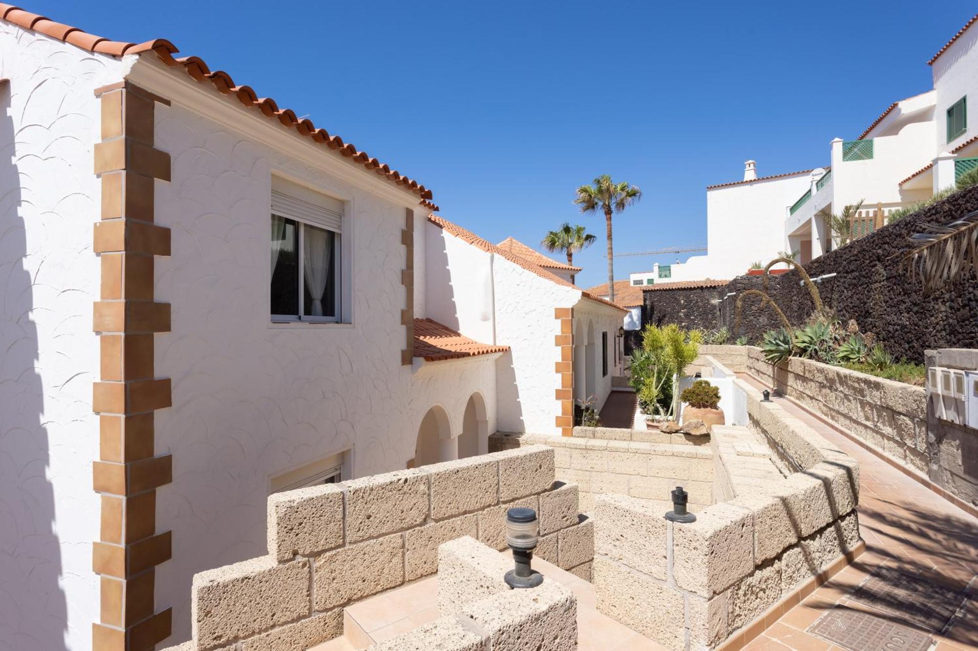 Casa Naranja - Heated Pool - Bbq - Terrace - Free Wifi - Child & Pet-Friendly - 3 Bedrooms - 6 People Porís de Abona Exterior foto